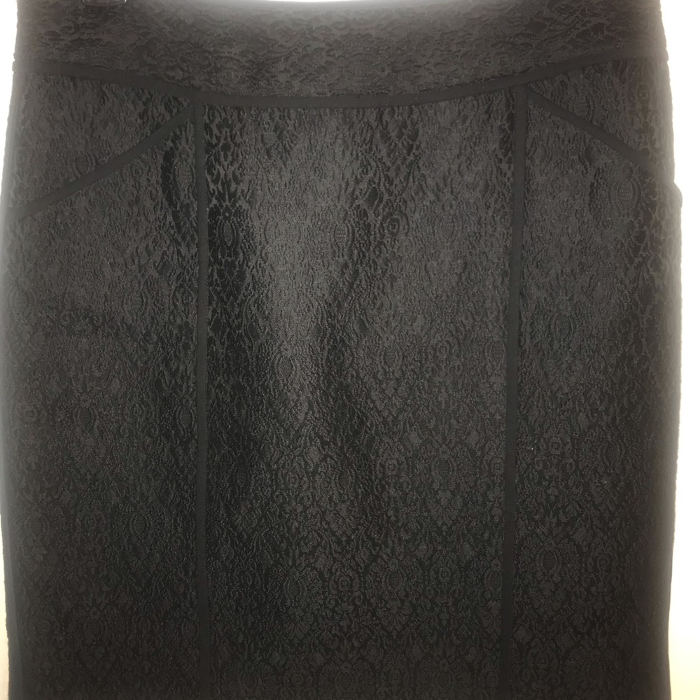DKNY Black patterned skirt